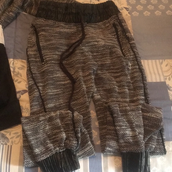 Kids jogging outfit - Picture 2 of 2